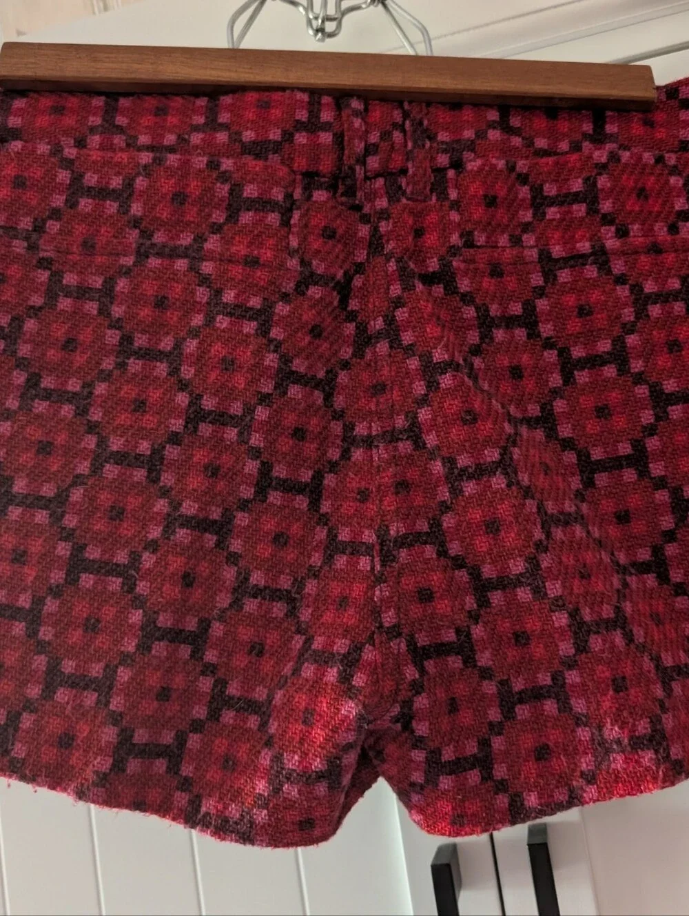 Tory Burch Burgundy and Black Textured Shorts. Tory Burch Size 2
